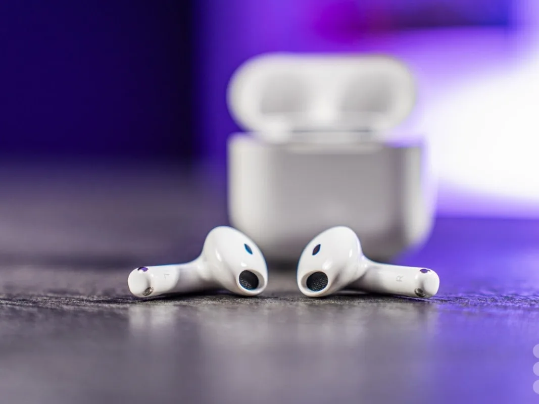 AirPods 4
